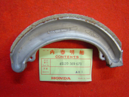 Mâchoire de frein avant Honda CB250 CB350 – Réf. 45120369670