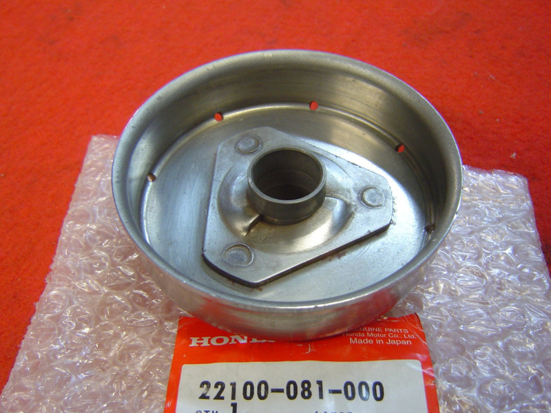 Cloche d'embrayage Honda PF50 PC50K1 - Réf. 22100081000