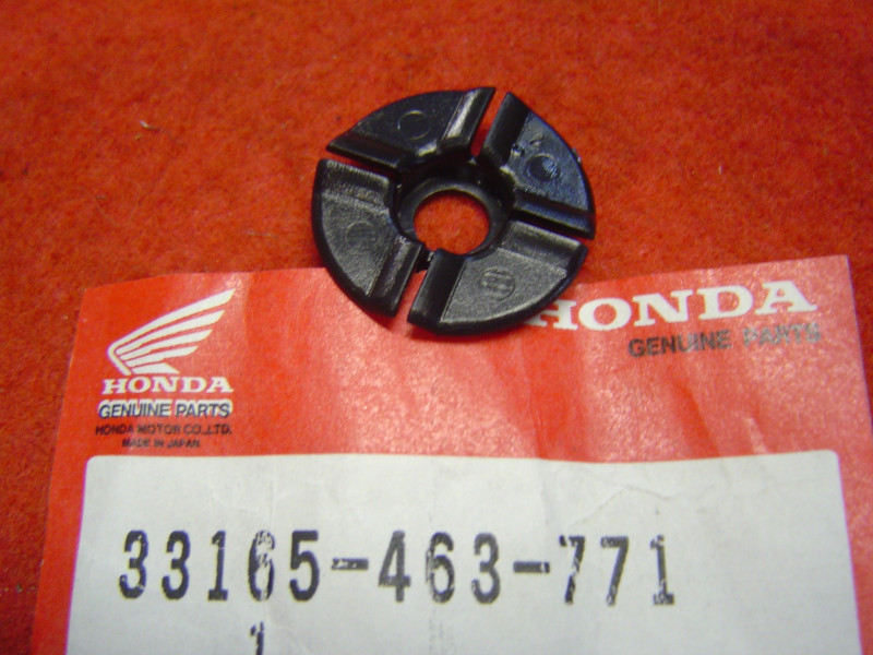 Rondelle spéciale dans montage d'optique de CB750F2C CB900F2B F2C GL1100 GL
