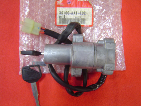 Contacteur principal à clefs Honda CBR1100XX – Réf. 35100MATE02