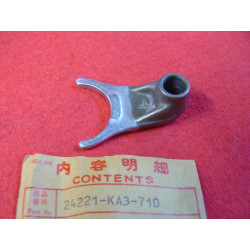 Fourchette boîte gauche Honda CR125RE 84 - 24221KA3710