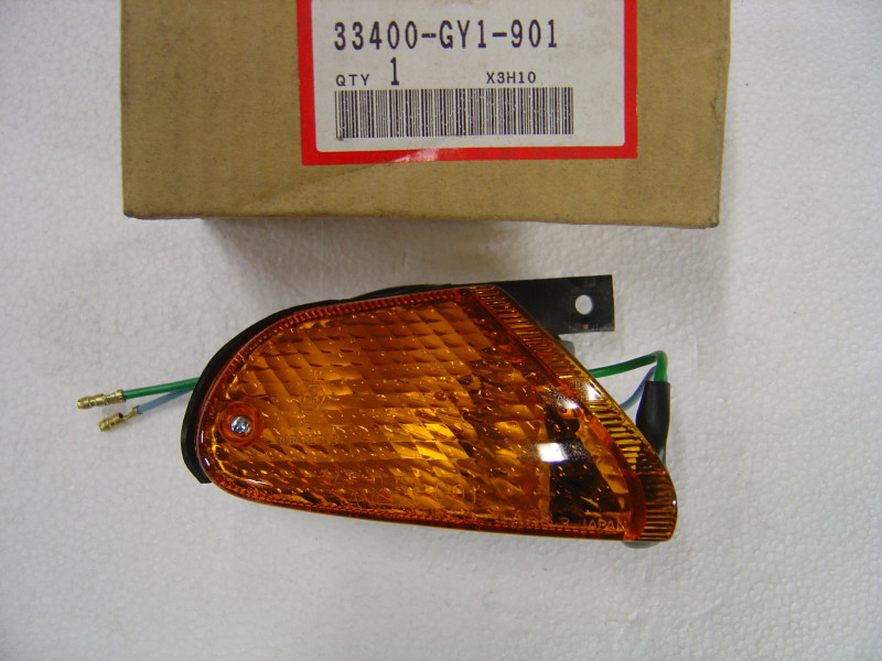 Clignotant avant droit Honda SA50 - Réf. 33400-GY1-901