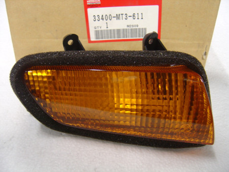 Clignotant AV droit Honda ST1100 90-93 réf. 33400MT3611