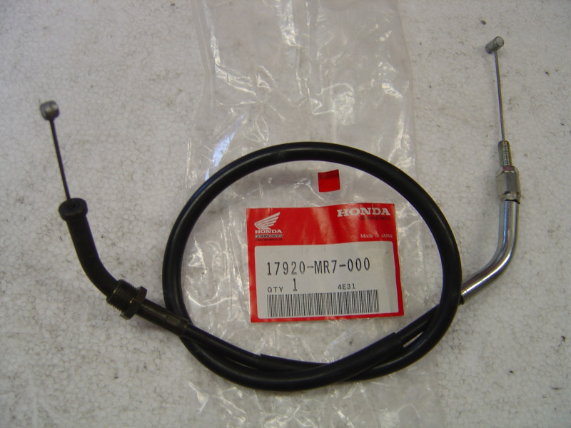 Câble de gaz retour Honda VF750R RC30 - Réf. 17920-MR7-000