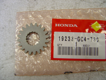Pignon pompe à eau Honda CR80R – Réf. 19233-GC4-730