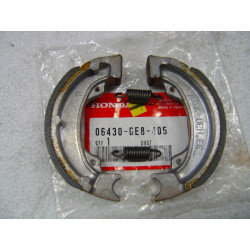 Mâchoires de frein arrière Honda 06430-GE8-405 – Jeu complet