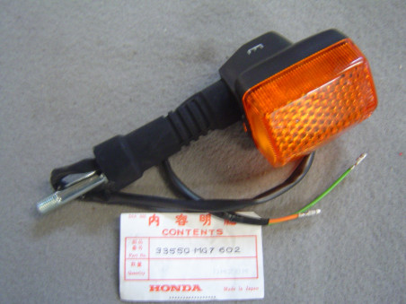 Clignotant AR gauche Honda XLV750R – Réf. 33550MG7602