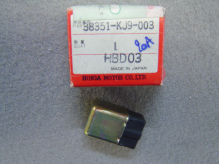 Relais de lumière OMRON Honda CH125 Spacy – Réf. 38351KJ9003