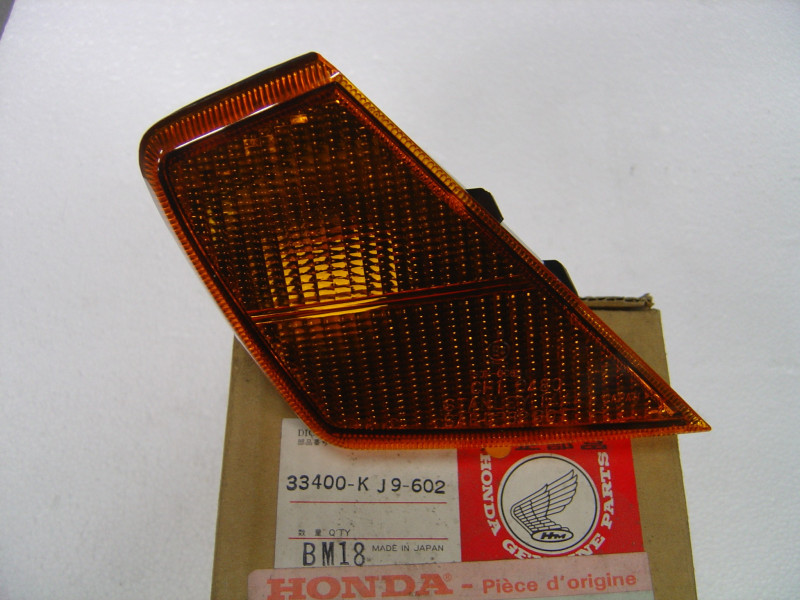 Clignotant Avant Droit Honda CH125 84 - Réf. 33400KJ9602