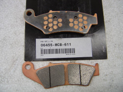 Plaquettes de frein AV  étrier coté gauche de XL650V 2000-07 idem 06455MCB612