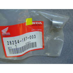 Entretoise B Broche de Kick Honda SA75 NH80 - Réf. 28254187003