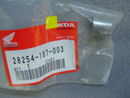 Entretoise B Broche de Kick Honda SA75 NH80 - Réf. 28254187003