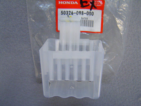 Amortisseur bac à batterie Honda ST70 82/89 - Réf. 50326098000