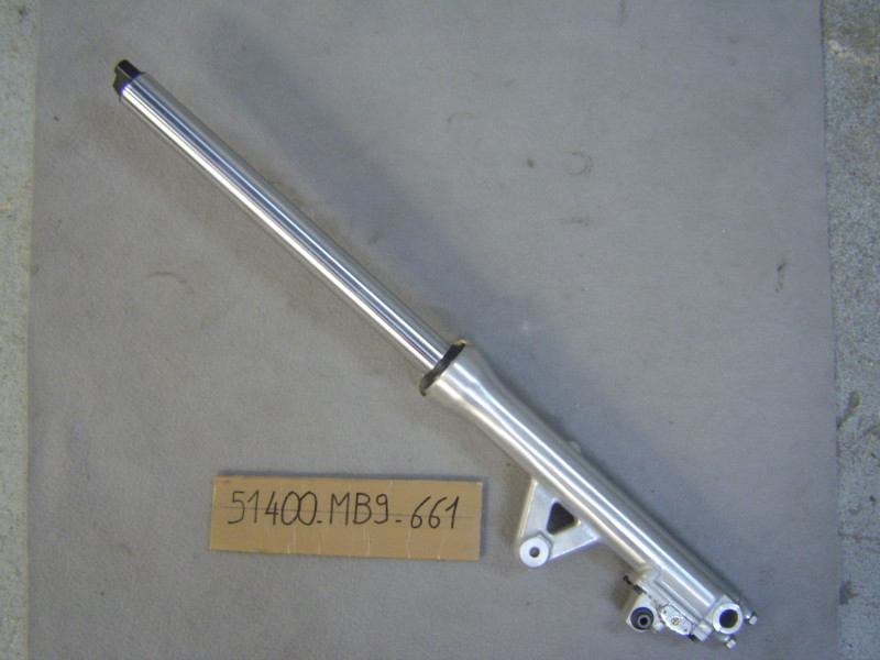 Bras de fourche HONDA GL1100  51400-MB9-661