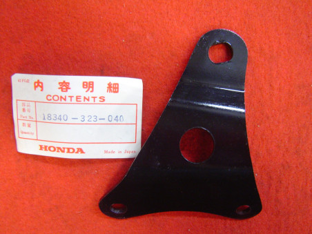 Support échappement B inférieur droit CB500Four Honda – Réf. 18340323040