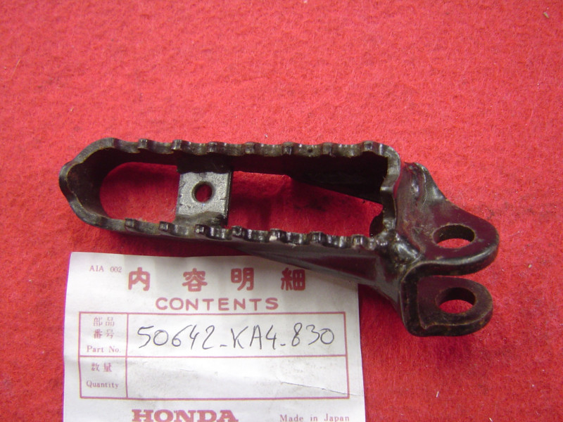Repose-pied gauche Honda CR250 85 - Réf. 50642KA4830