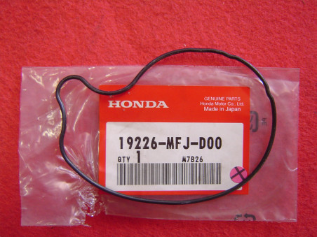 Joint couvercle pompe à eau Honda – Réf. 19226MFJD00