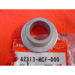 Entretoise latérale roue AR Honda VTR1000 01-04 – Réf. 42313MCFD00