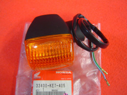 Clignotant avant droit Honda VF400F | Réf. 33400KE7405