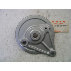 Flasque Frein Arrière Honda XL125K3 - Réf. 43100382790ZC