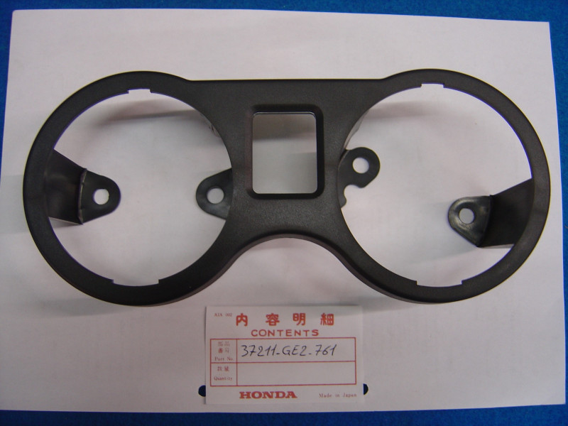 Encadrement supérieur compteurs Honda MBX50 - Réf. 37211GE2761