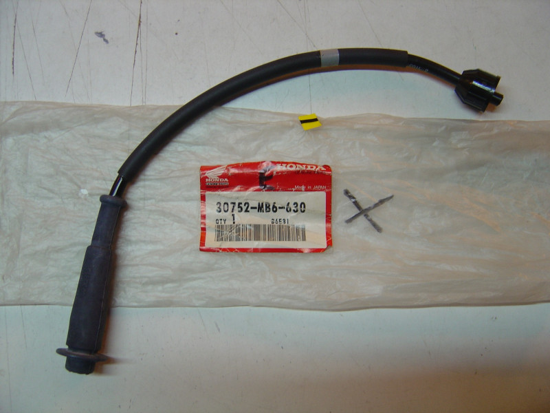 Câble HT cylindre 2 antiparasite Honda VF1000 – Réf. 30752MB6630