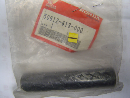Tube repose-pied droit Honda – Réf. 50612413000