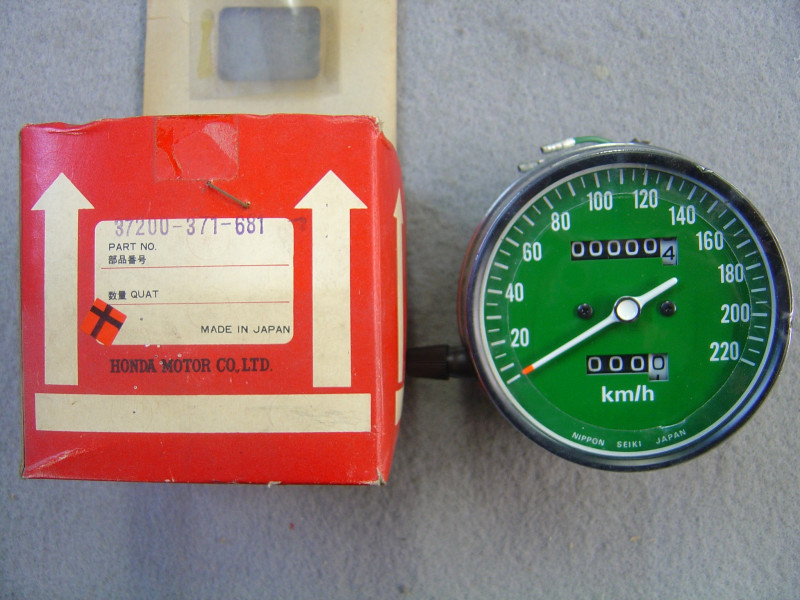 Compteur Vitesse Honda GL1000 K1-K2 – Réf. 37200371681