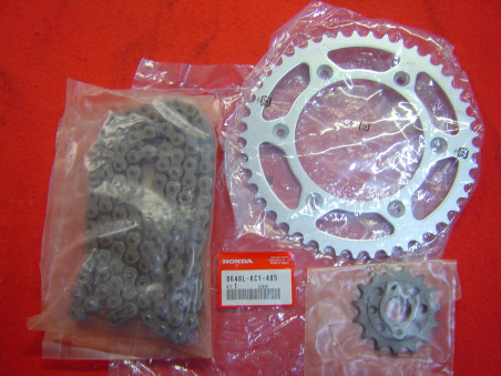 Kit Chaîne Honda XR400 15x45 108 Maillons | Référence 0640L-KCY-405