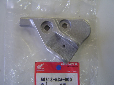Support Repose-Pied Avant Droit Honda GL1800 50613MCA000