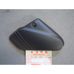 Couvercle bras pivot fourche AV droit Honda SA50 – 51103GR0000ZA