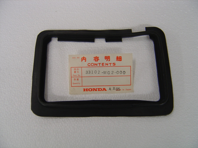 Caoutchouc montage phare Honda XR XL - Réf. 33102MG2000