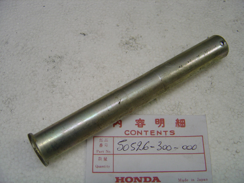 Axe de béquille centrale de CB500F CB750F CX500 HONDA 50526-300-000