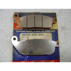 Plaquettes de frein AR Honda F6C 1500 97 – Réf. 06435MZ0006