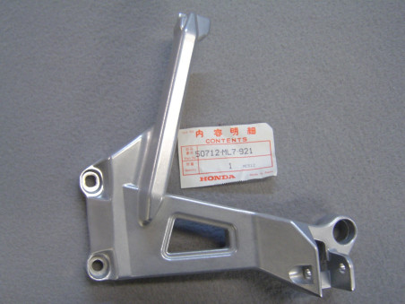 Platine repose-pied arrière gauche Honda VFR750 88/89 - Réf. 50712ML7921