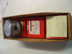 Kit de 4 pistons STD HONDA VF750F VF750C 13101-MB-000K