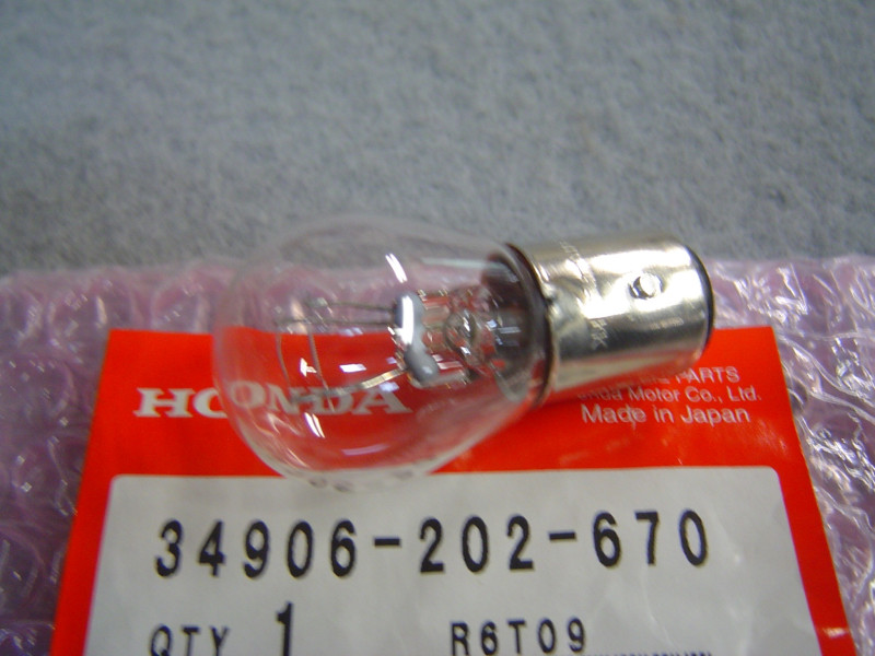 Ampoule Feu Arrière Honda 6V 21/3CP Réf. 34906202670
