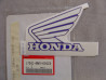 Autocollant réservoir gauche Honda CBR900RRN 92 - Réf. 17561MW0600ZA