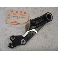 Support étrier frein gauche Honda CB900 CB1100 - Réf. 45110MB7611