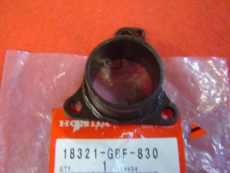 Sortie échappement cylindre Honda CR80 CR85 – Réf. 18321GBF830