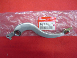 Pédale de frein AR de CRF450 02-03