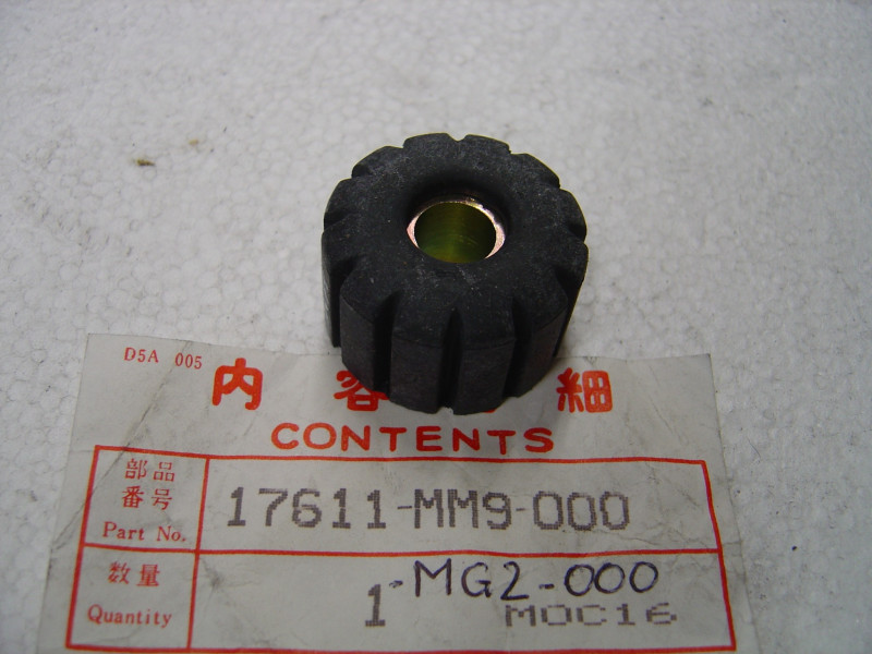 Élément montage réservoir Honda - Réf. 17611MM9000