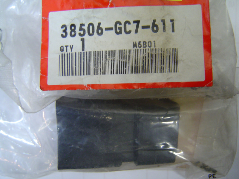 Caoutchouc de relais Honda 38506GC7611 VFR800 XL125V