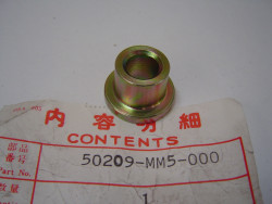 Entretoise A de fixation moteur de CBR1000 87-99