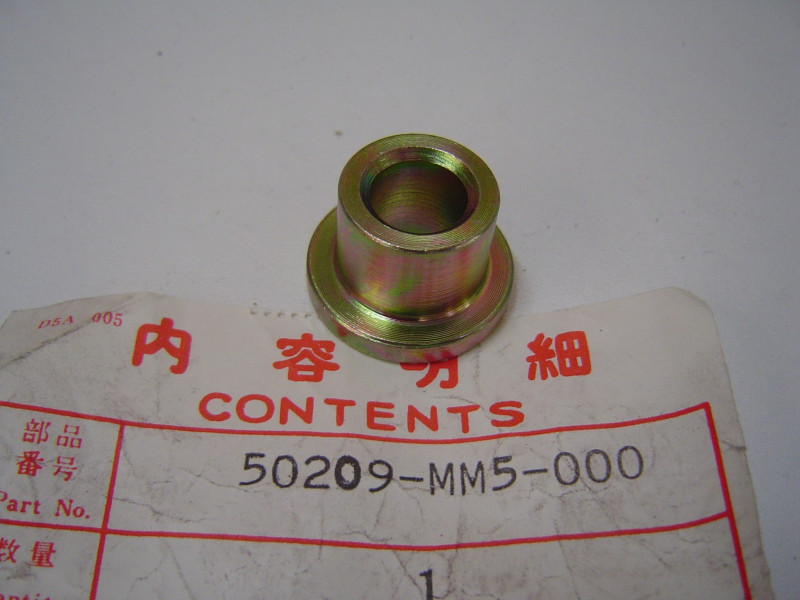 Entretoise fixation moteur Honda CBR1000 87-99 – Réf. 50209MM5000