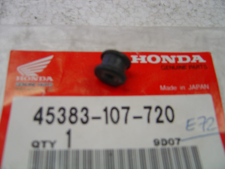 Caoutchouc étrier de frein Honda CB125 - Réf. 45383107720