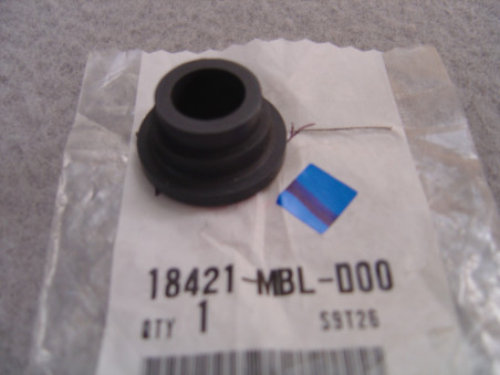 Caoutchouc Fixation Pot Honda CBF500 CBF600 NT700 - 18421-MBL-D00