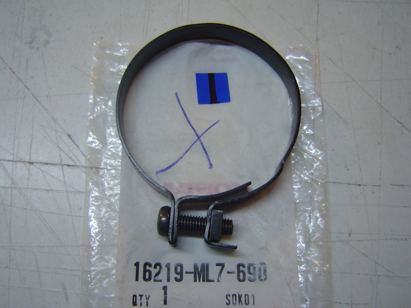 Collier serrage carburateur Honda ST1100 VFR750 16219ML7690