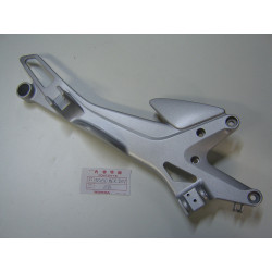 Platine Repose-Pied Droit Honda CBF500 04-05 | Réf. 50650-MER-D01ZB