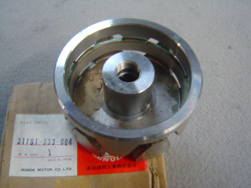 Rotor alternateur Honda CB350F CB400 Four 31101-333-004